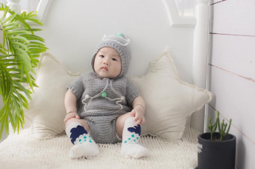 广州供卵包男孩怀孕感觉肚子不舒服
